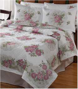 Roses and Lace Fan Quilt
