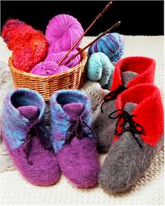 Felt Boot Slippers - Click Image to Close