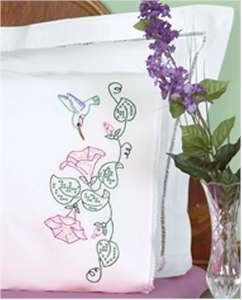 Hummingbird & Morning Glories Peale Edge Pillowcases - Click Image to Close