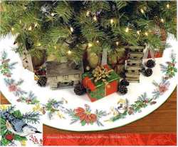 Song Bird Tree Skirt - Click Image to Close